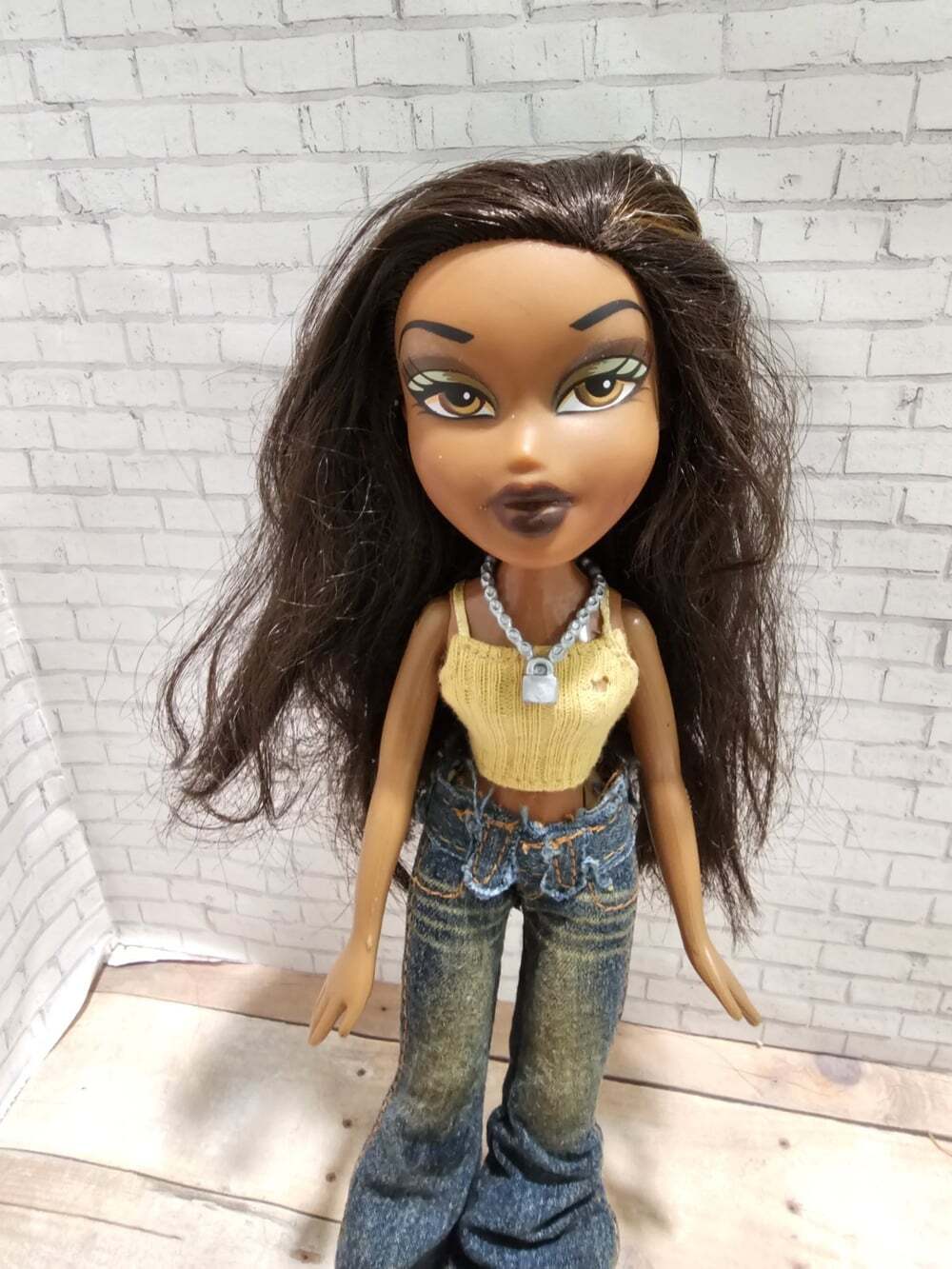 2002 Bratz Xpress It Sasha Doll MGA Vintage Y2K Brown Hair Partial Outfit